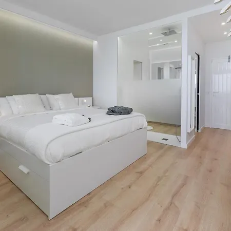 Ancla Luxury Studio *
